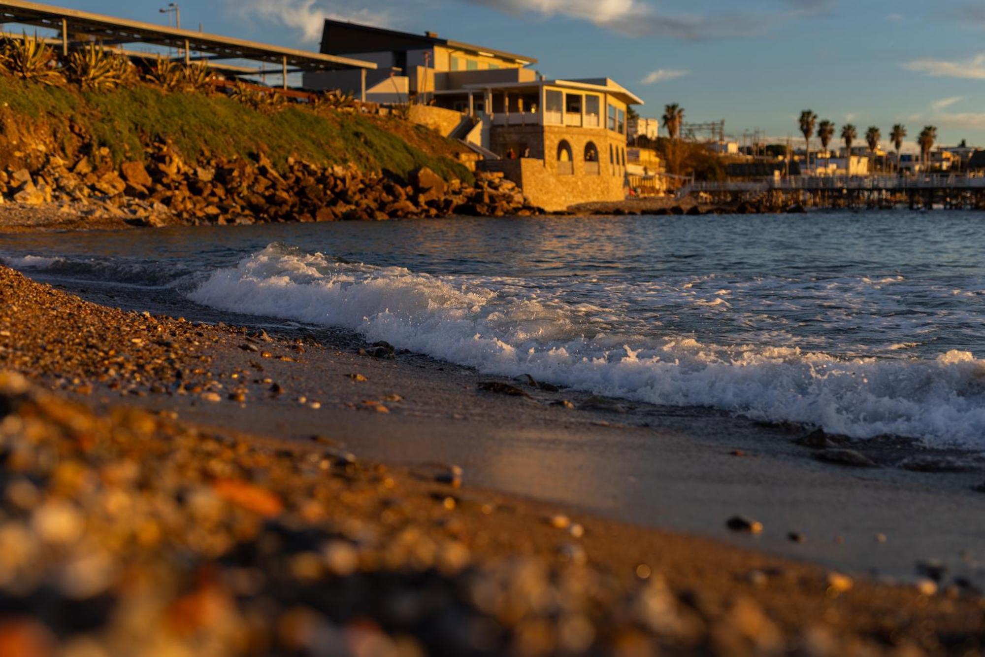 Le Suites Sul Mare Di Esterina Civitavecchia Exteriör bild