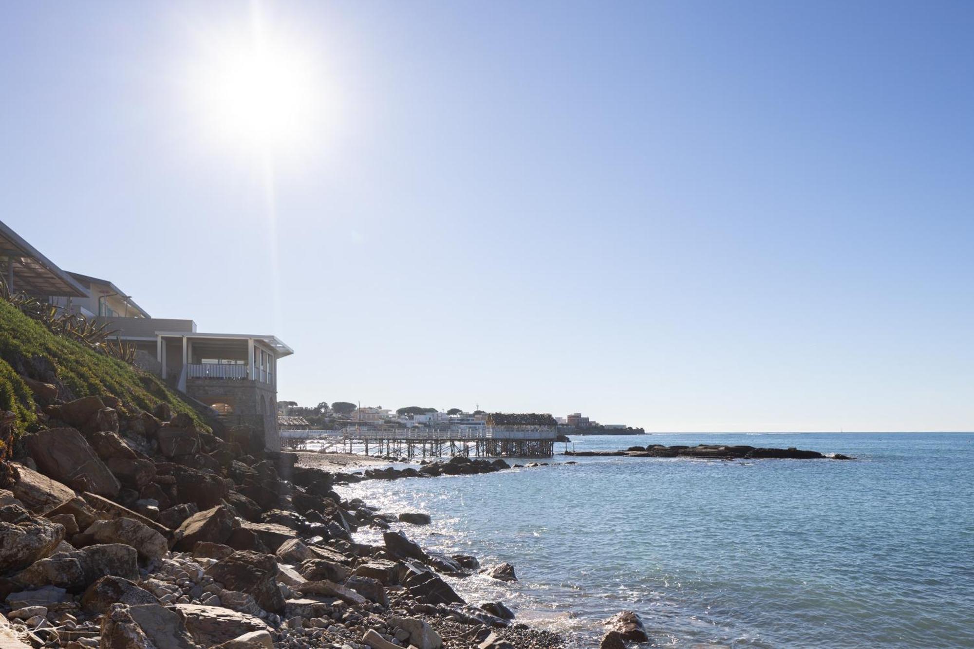 Le Suites Sul Mare Di Esterina Civitavecchia Exteriör bild