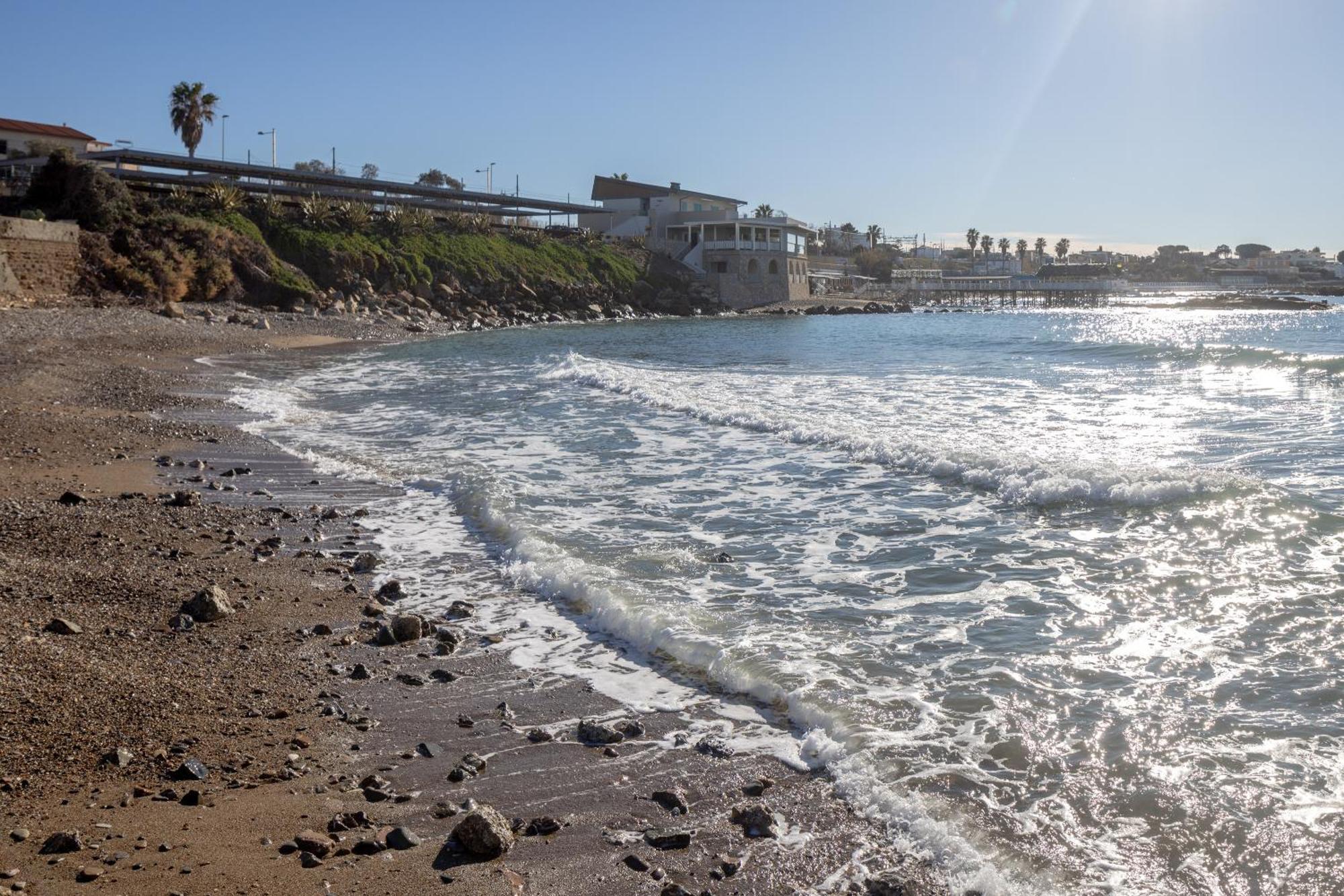 Le Suites Sul Mare Di Esterina Civitavecchia Exteriör bild