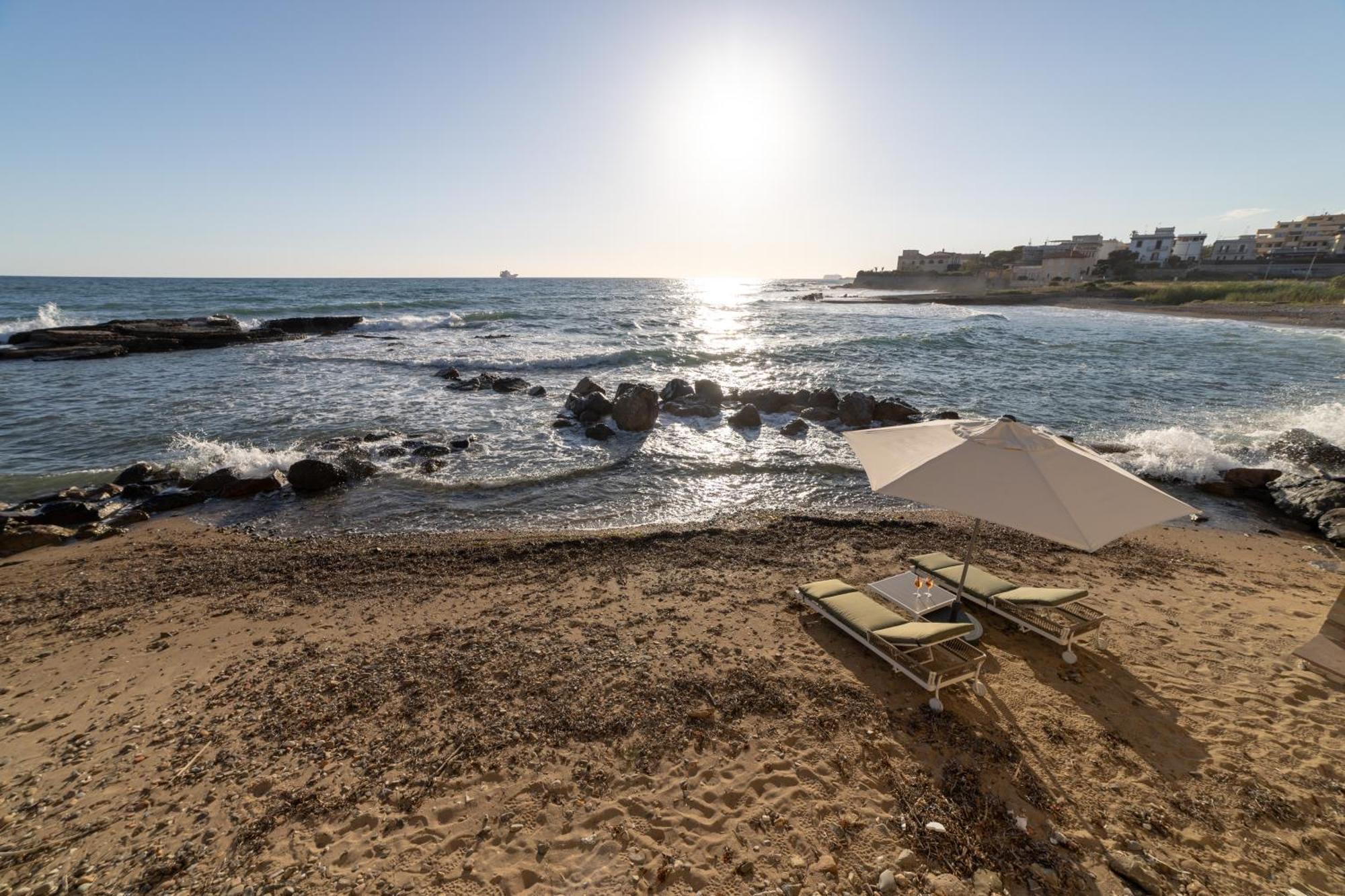 Le Suites Sul Mare Di Esterina Civitavecchia Exteriör bild